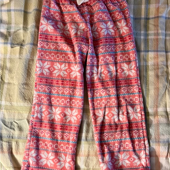 Cozy Pink Snowflake Pajama Pants‎ - Picture 2 of 8
